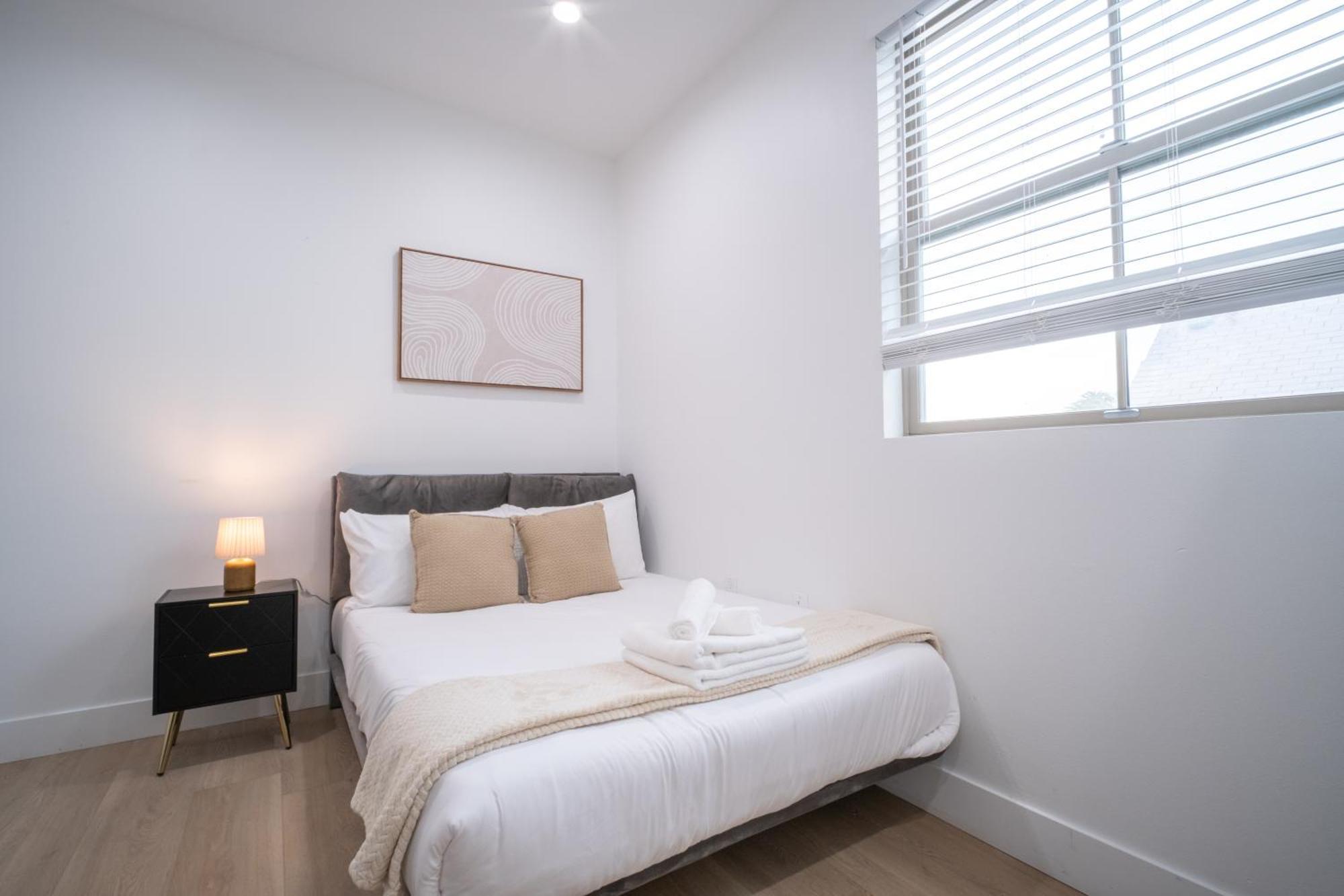 Stylish Private By Downtown La With Private Parking *