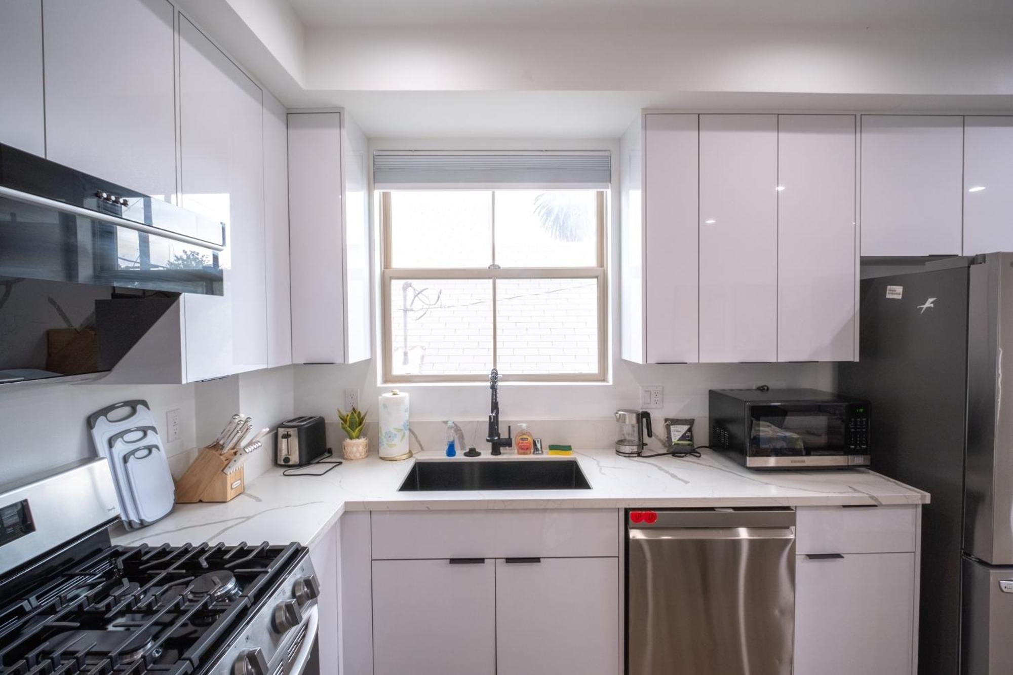 Guest house Stylish Private By Downtown La With Private Parking *