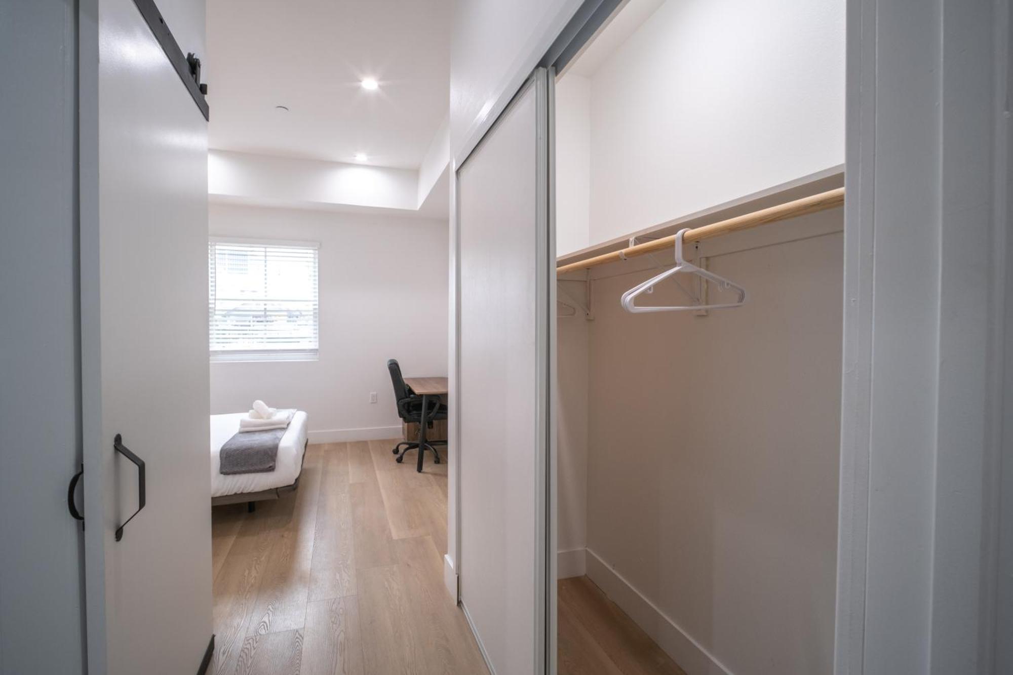 Stylish Private By Downtown La With Private Parking Guest house *