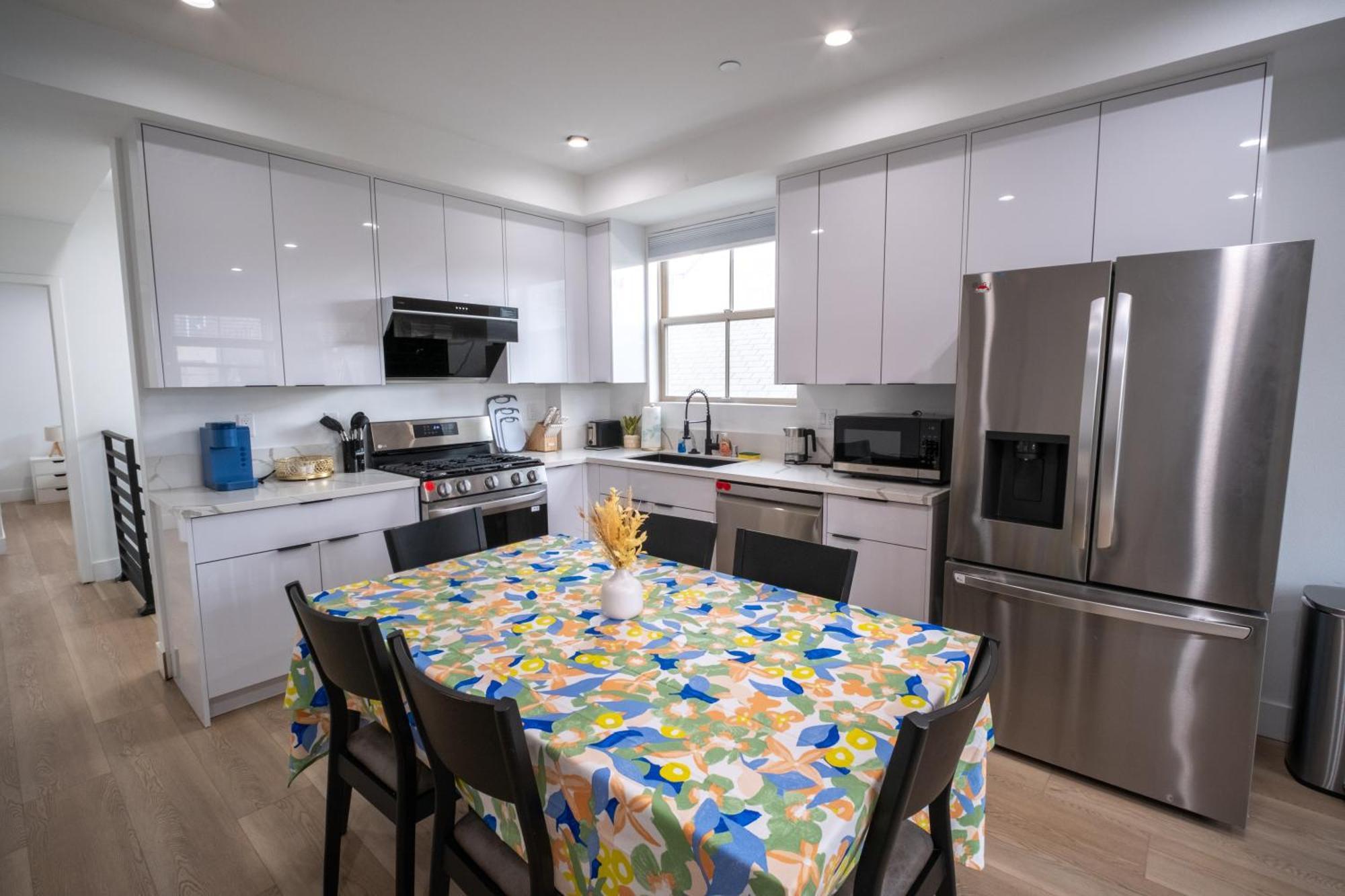 Stylish Private By Downtown La With Private Parking